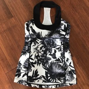 Lululemon Black And White Floral Top Size 8